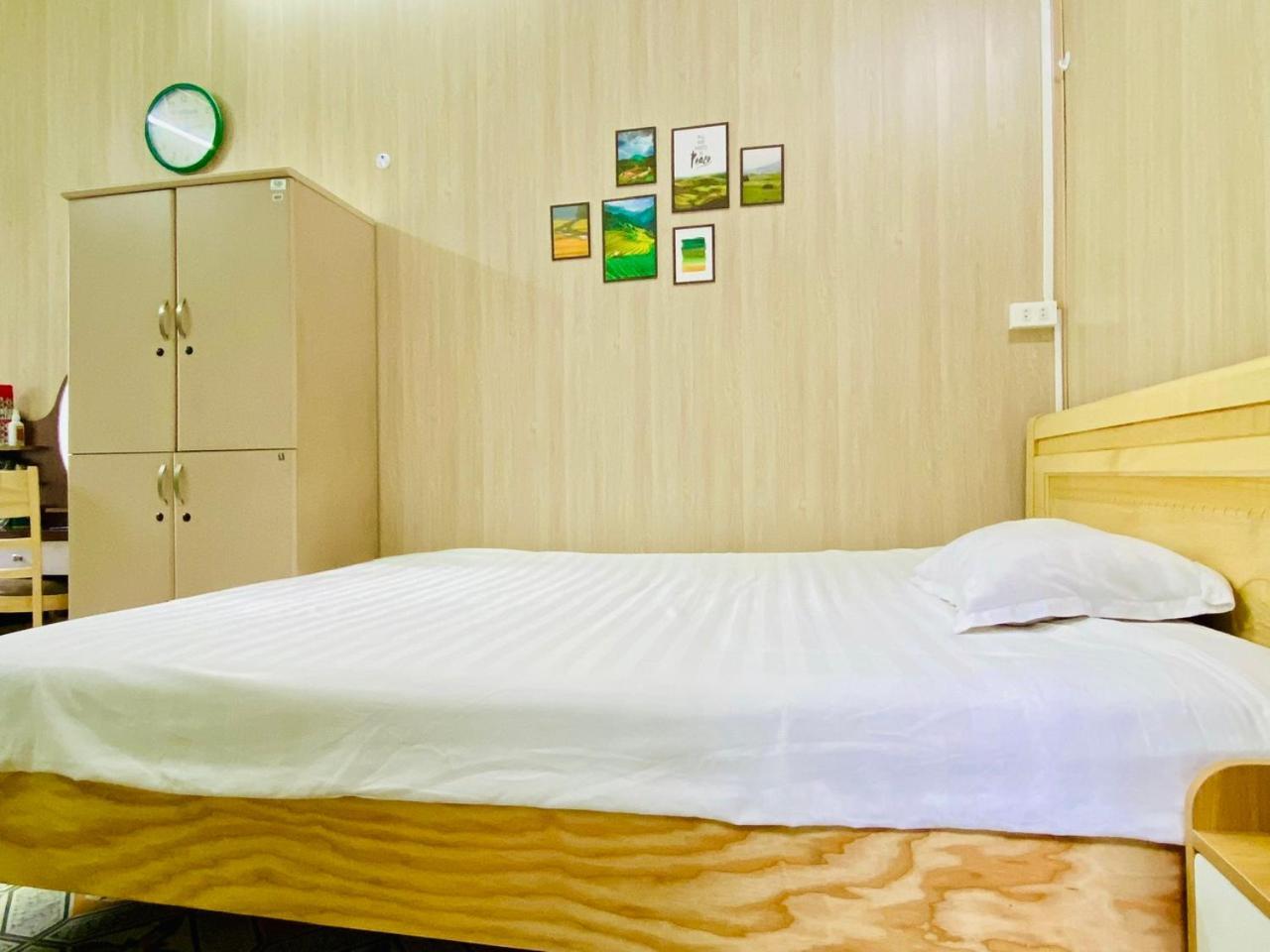 Cozy Homestay With Large Bed, Private Bathroom, Large Balcony Hanoi Exterior foto