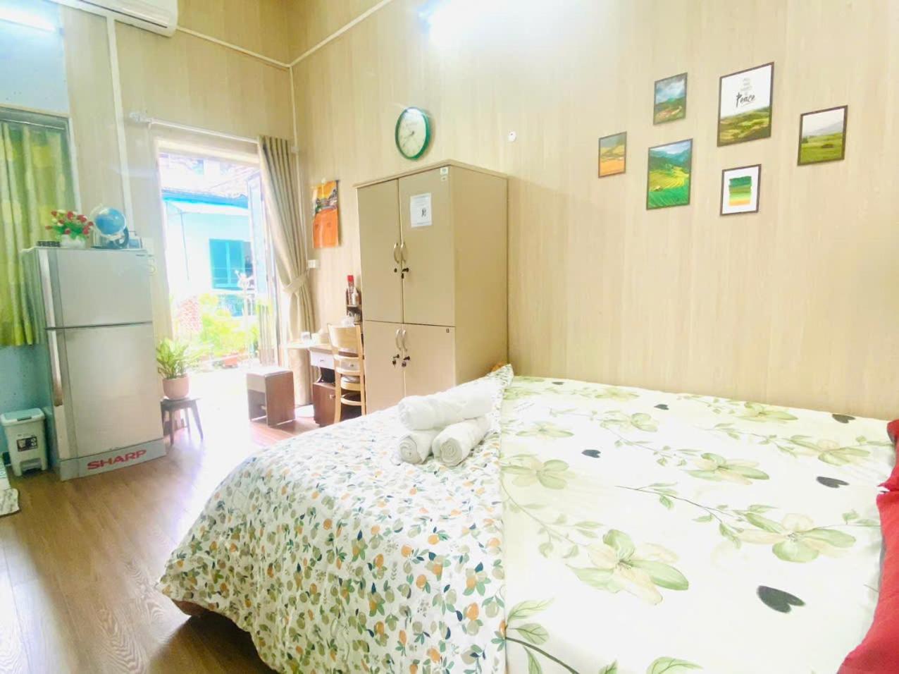 Cozy Homestay With Large Bed, Private Bathroom, Large Balcony Hanoi Exterior foto